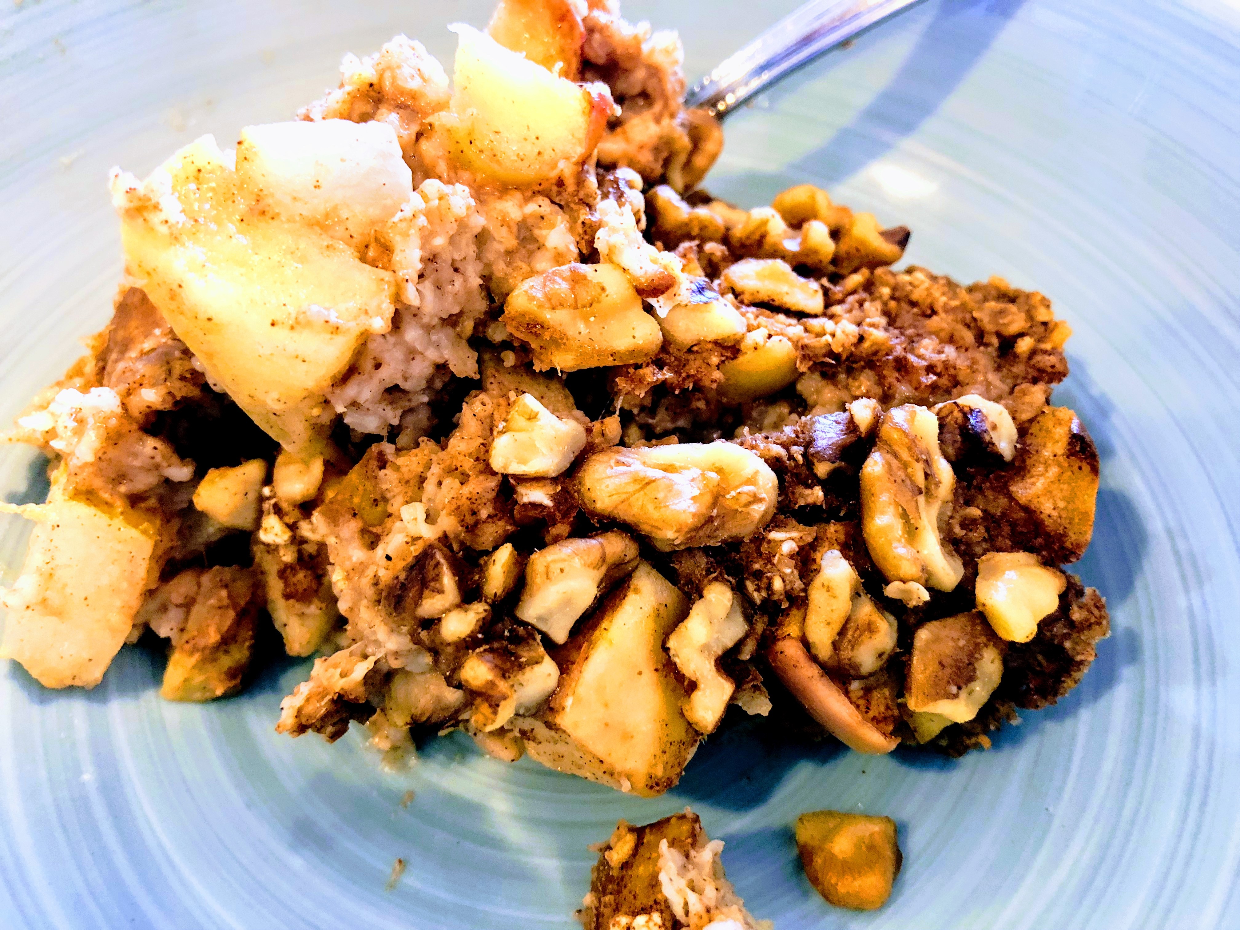 Maple-Cinnamon Apple and Pear Baked Oatmeal